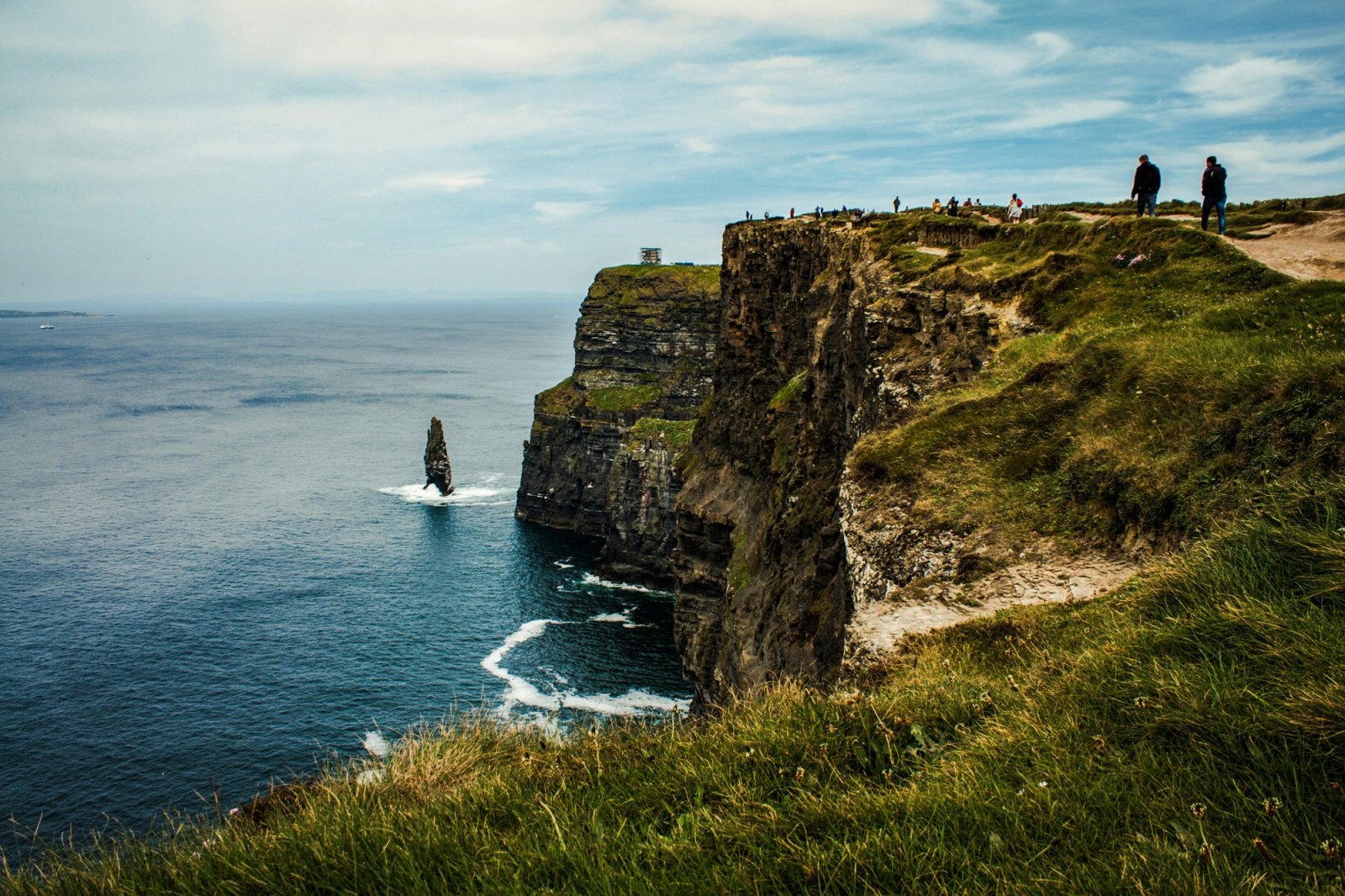 Cliffs Of Moher Irlands Ber hmte Steilklippen cliffs-of-moher-irlands-ber-hmte-steilklippen