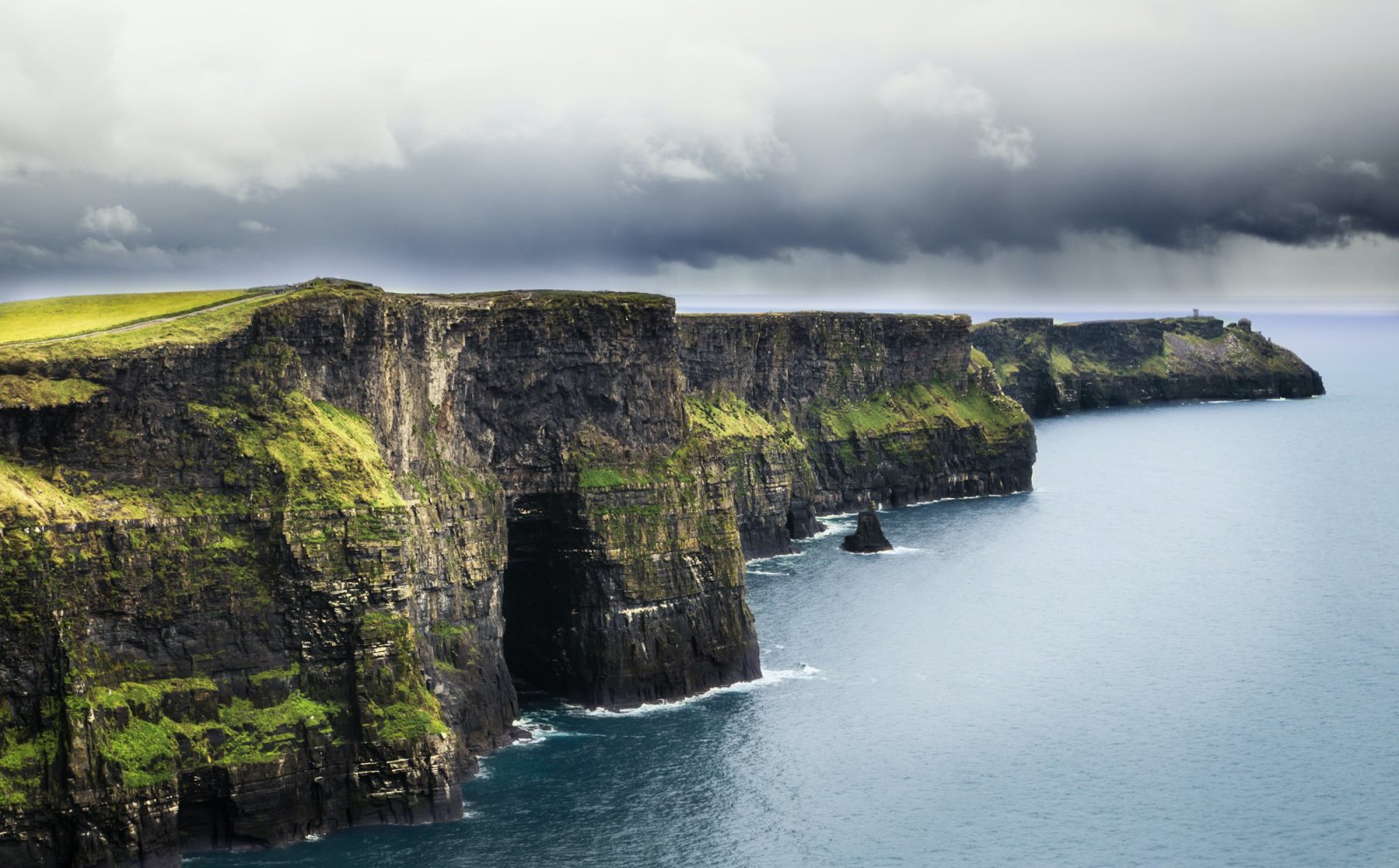 Cliffs Of Moher Irlands Ber hmte Steilklippen cliffs-of-moher-irlands-ber-hmte-steilklippen